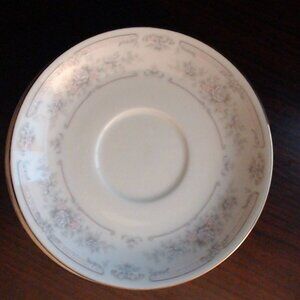 Royal Limited Antique Lace Saucer 3 of 4